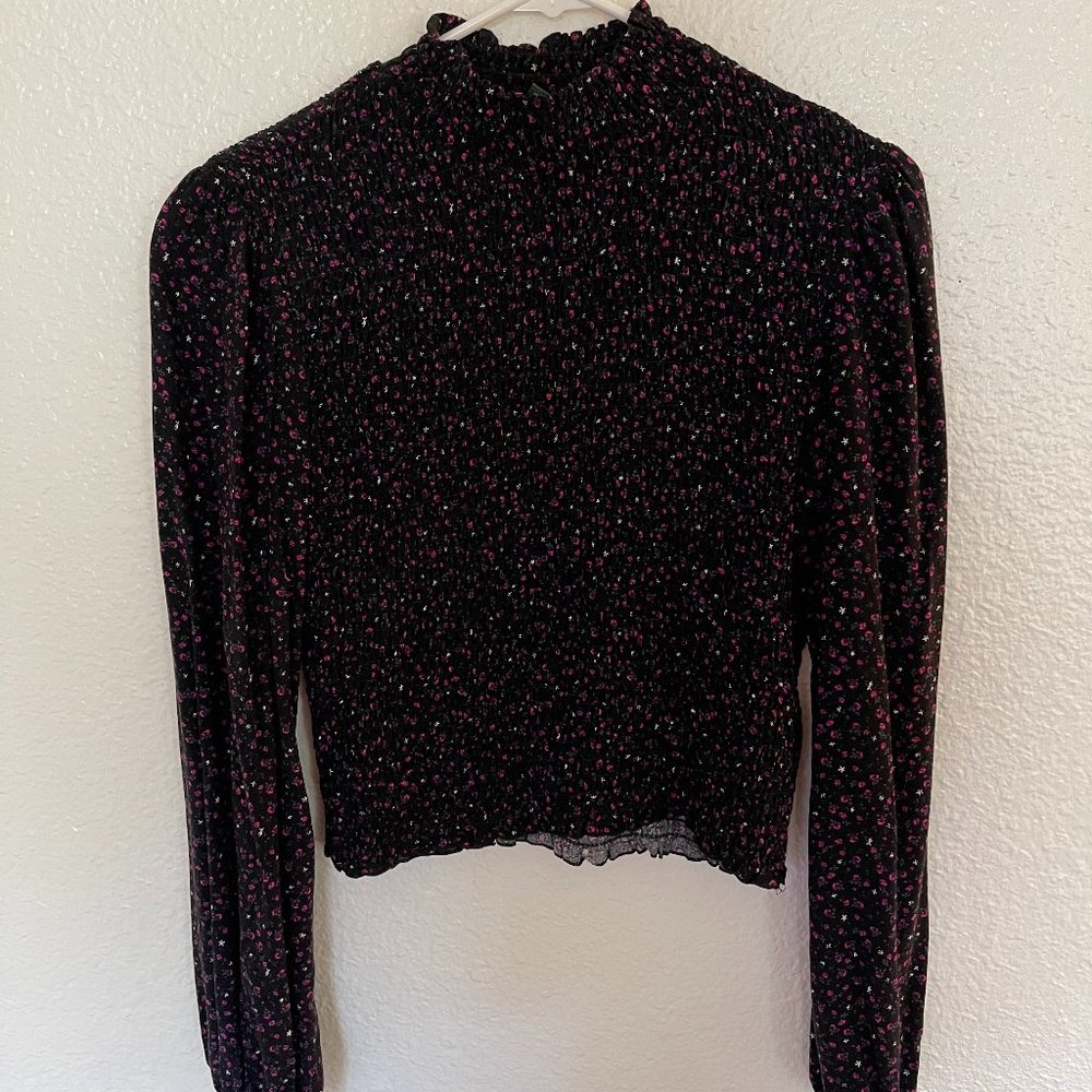 Wild Fable Size M Mock Turtleneck Long Sleeve